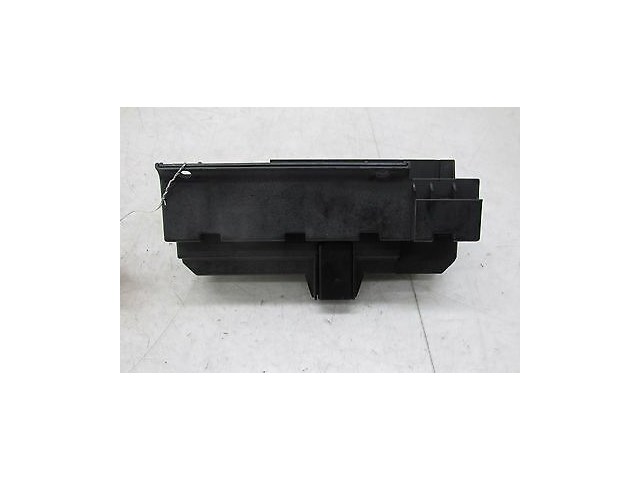 2006-2008 BMW 750LI E66 E65 OEMRIGHT FRONT UNDER DASH JUNCTION FUSE BOX