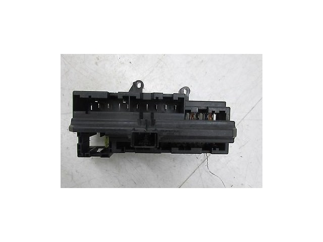 2006-2008 BMW 750LI E66 E65 OEMRIGHT FRONT UNDER DASH JUNCTION FUSE BOX
