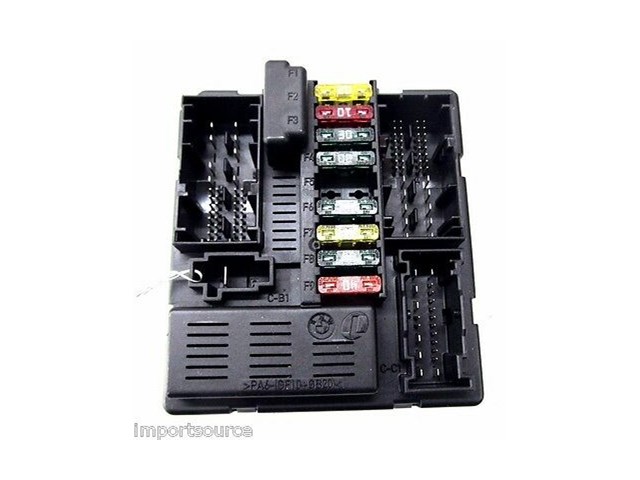 2005-2008 BMW Z4 E86 E85 OEM LEFT FRONT UNDER HOOD FUSE BOX RELAY