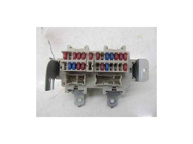 2003-2004 INFINITI G35 COUPE OEM LEFT FRONT INTERIOR KICK PANEL RELAY FUSE BOX