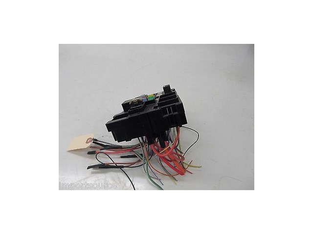 2009-2011 JAGUAR XF OEM REAR TRUNK FUSE BOX RELAY