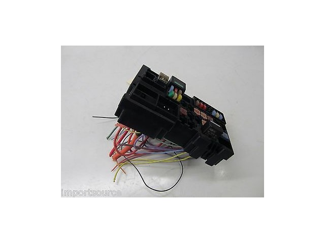2009-2011 JAGUAR XF OEM REAR TRUNK FUSE BOX RELAY