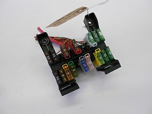 2003-2006 MERCEDES BENZ E500 W211 OEM LEFT DRIVER KICK SIDE FUSE BOX