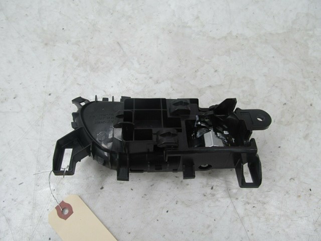 2013-2018 NISSAN SENTRA SV OEM LEFT FRONT DRIVER SIDE INTERIOR DOOR HANDLE