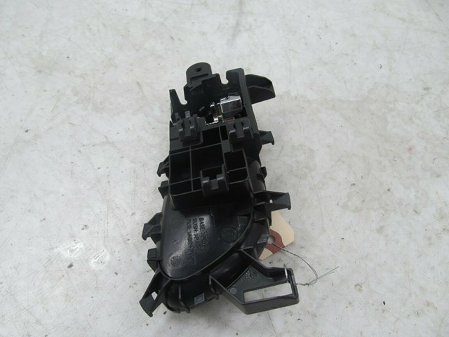 2013-2018 NISSAN SENTRA SV OEM LEFT FRONT DRIVER SIDE INTERIOR DOOR HANDLE