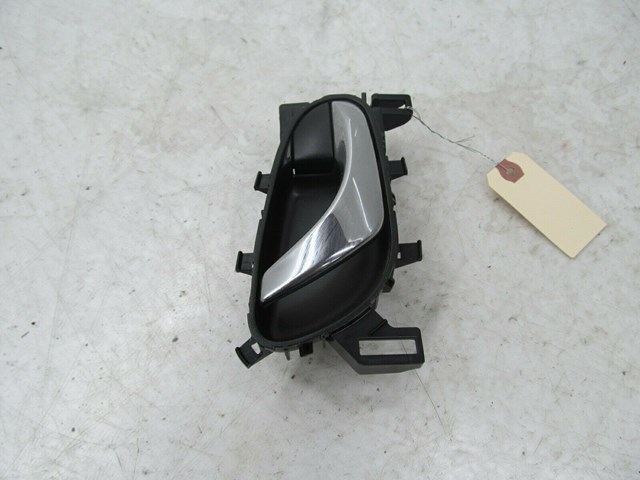 2013-2018 NISSAN SENTRA SV OEM RIGHT FRONT PASSENGER SIDE INTERIOR DOOR HANDLE