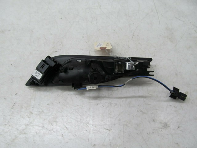 2013-2017 CADILLAC XTS OEM RIGHT FRONT PASSENGER SIDE INTERIOR DOOR HANDLE 