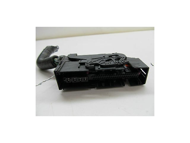 2006-2009 INFINITI M35 OEM ABS PUMP PLUG CONNECTOR