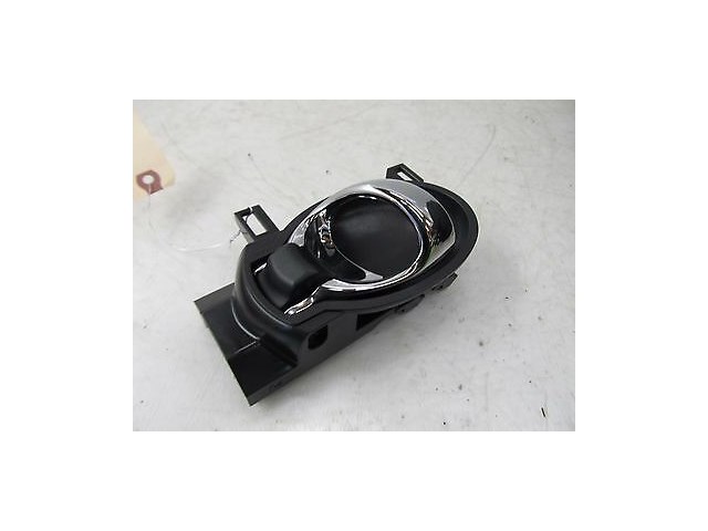 2014-2015 NISSAN VERSA NOTE OEM RIGHT REAR INTERIOR DOOR HANDLE 