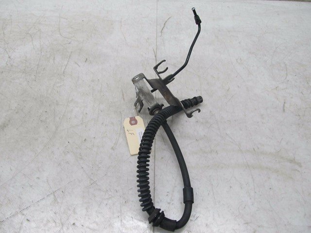 2004-2007 VOLKSWAGEN TOUAREG OEM LEFT FRONT ABS WHEEL SPEED SENSOR BRACKET 