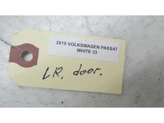 2012-2015 VOLKSWAGEN PASSAT OEM LEFT REAR DRIVER SIDE INTERIOR DOOR HANDLE 