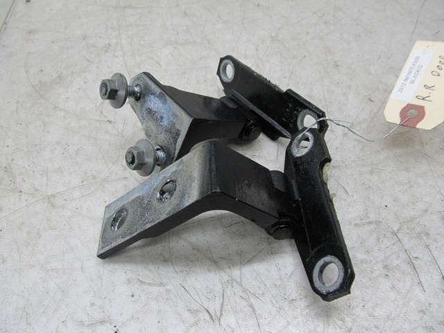 2009-2012 INFINITI FX35 OEM RIGHT REAR DOOR HINGES 