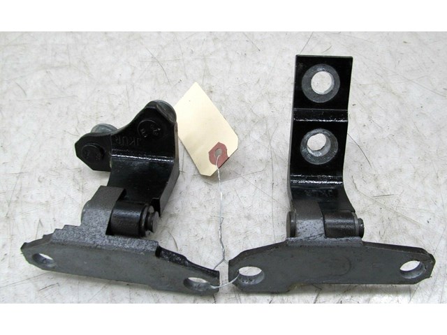 2009-2012 INFINITI FX35 OEM RIGHT REAR DOOR HINGES 