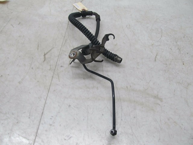 2004-2007 VOLKSWAGEN TOUAREG OEM RIGHT FRONT ABS WHEEL SPEED SENSOR BRACKET 