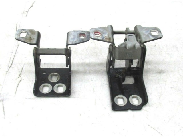 2003-2007 DODGE RAM 3500 2500 OEM RIGHT REAR PASSENGER SIDE EXTERIOR DOOR HINGES