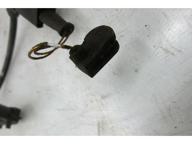 2007-2012 MERCEDES GL450 X164 OEM RIGHT FRONT WHEEL SPEED SENSOR A1645400917 