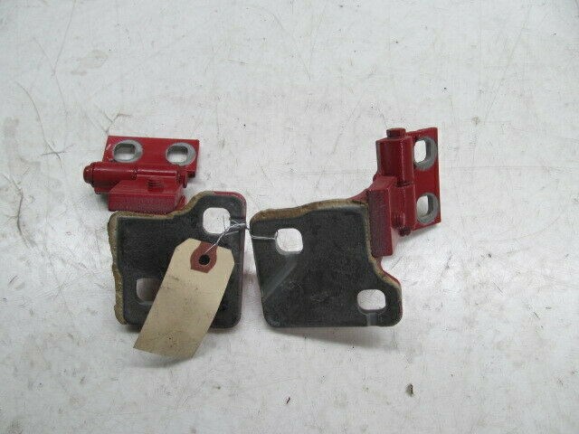 2006-2010 BMW 650i E64 E63 OEM RIGHT FRONT PASSENGER DOOR HINGE SET OF 2