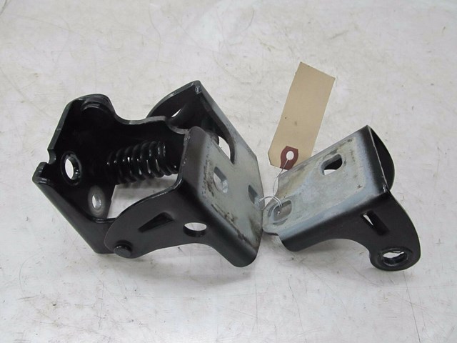 2007-2013 CHEVROLET TAHOE OEM RIGHT REAR DOOR HINGES PAIR (2) 25854397