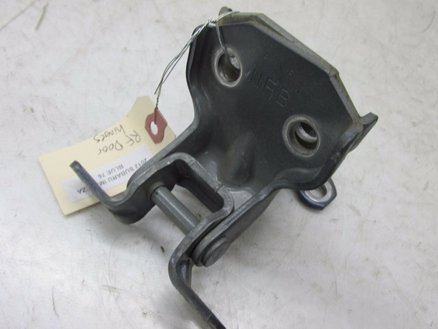 2010-2014 SUBARU IMPREZA OEM RIGHT FRONT PASSENGERS SIDE DOOR HINGES 