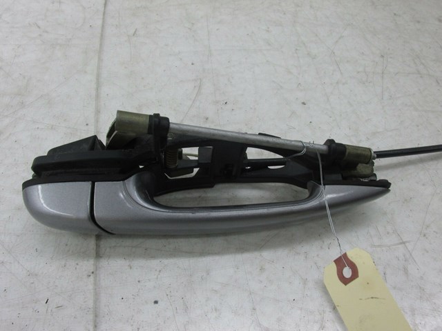 2002-2006 BMW M3 E46 COUPE OEM RIGHT FRONT EXTERIOR DOOR HANDLE 