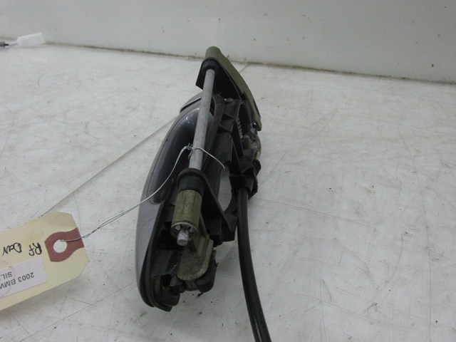 2002-2006 BMW M3 E46 COUPE OEM RIGHT FRONT EXTERIOR DOOR HANDLE 
