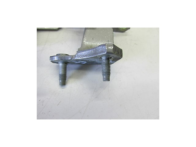 2007-2008 INFINITI G35 SEDAN OEM LEFT REAR DOOR HINGE BRACKET HOLDER 