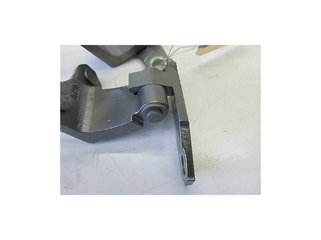 2007-2008 INFINITI G35 SEDAN OEM LEFT REAR DOOR HINGE BRACKET HOLDER 