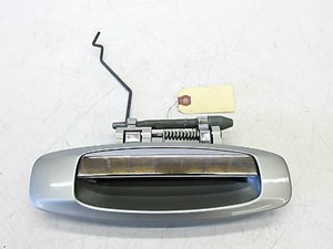 2003-2004 INFINITI G35 SEDAN OEM RIGHT FRONT EXTERIOR DOOR HANDLE CHROME SILVER