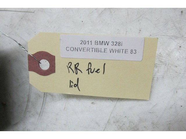  2009-2013 BMW 328i E93 LCI OEM RIGHT REAR FUEL LID DOOR HINGE ASSEMBLY 