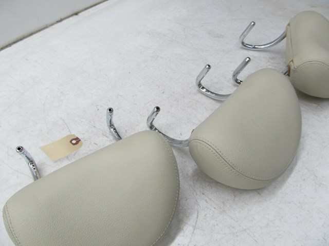 2003-2006 MERCEDES E500 W211 OEM REAR PASSENGER HEADREST HEAD REST SET (3)