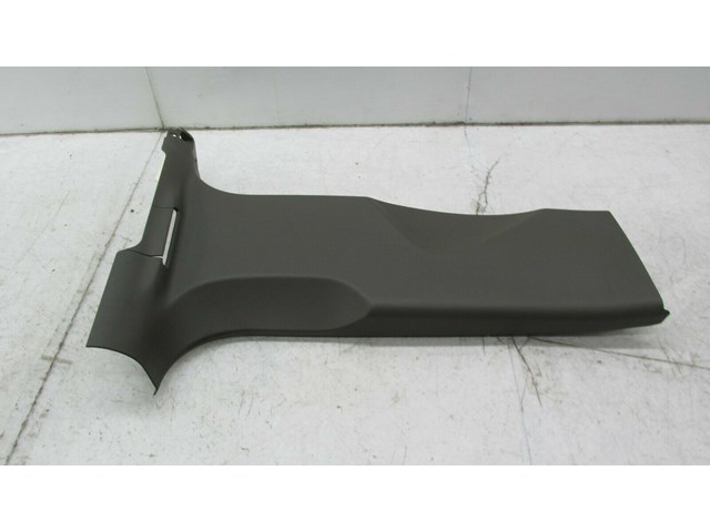 2009-2012 AUDI Q5 8R OEM RIGHT PASSENGER SIDE LOWER B PILLAR TRIM 