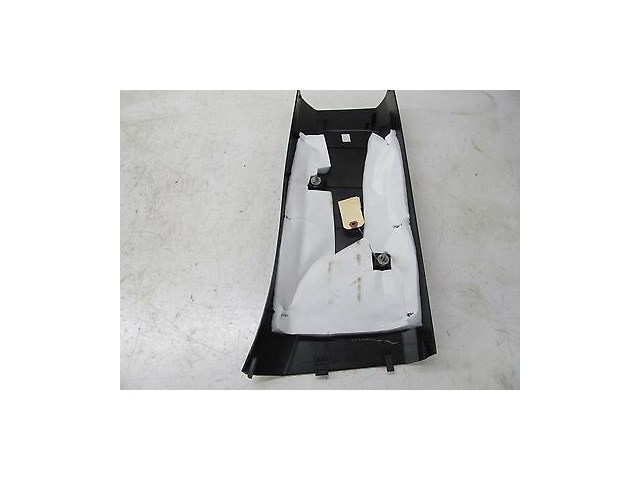 2013-2016 CADILLAC SRX OEM LEFT DRIVER SIDE LOWER B PILLAR TRIM COVER 