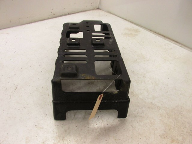 2007-2015 NISSAN XTERRA OEM RIGHT FRONT PASSENGER SIDE BATTERY TRAY