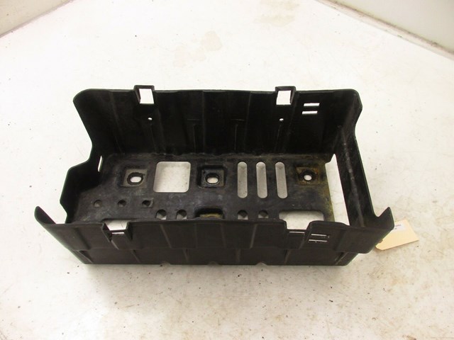 2007-2015 NISSAN XTERRA OEM RIGHT FRONT PASSENGER SIDE BATTERY TRAY