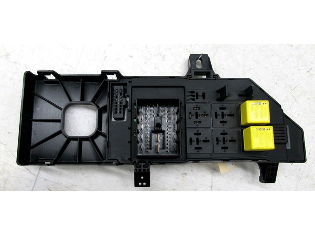 2004-2011 SAAB 9-3 OEM LEFT FRONT BEHIND DASH JUNCTION RELAY FUSE BOX 