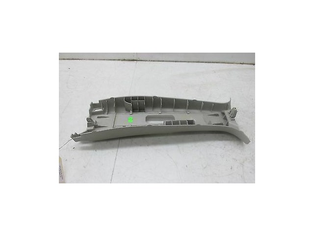 2014-2016 NISSAN VERSA NOTE OEM RIGHT FRONT SEAT BELT B PILLAR TRIM COVER PANEL