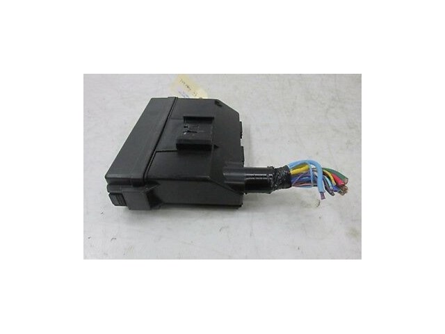 2009-2013 INFINITI G37 OEM RIGHT FRONT PASSENGER SIDE FUSE BOX RELAY 