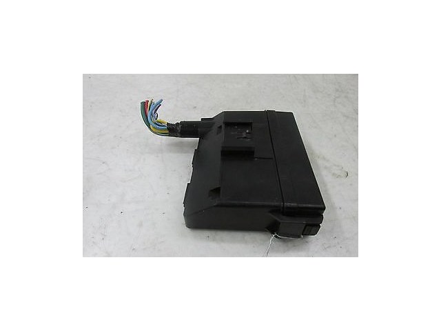 2009-2013 INFINITI G37 OEM RIGHT FRONT PASSENGER SIDE FUSE BOX RELAY 
