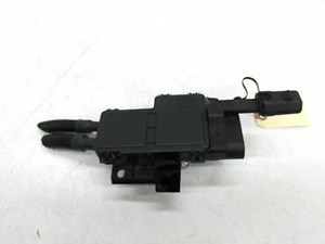2002-2004 BMW 745LI E66 OEM BATTERY CABLE FUSE BOX 106887 10