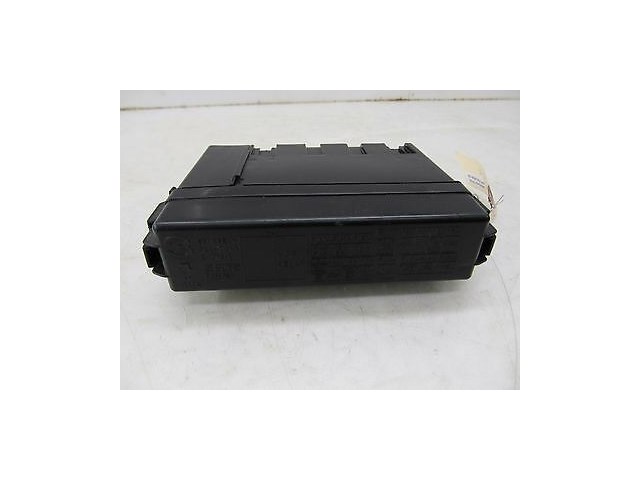 2009-2015 NISSAN 370Z COUPE OEM RIGHT FRONT ENGINE BAY RELAY FUSE BOX