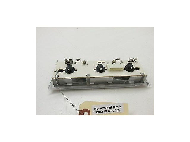 2004-2005 BMW 525i 530i E60 OEM REAR CEILING DOME LIGHT READING LAMP