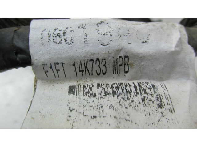 2016-2018 FORD FOCUS ST OEM ENGINE BAY AREA WIRING HARNESS WITH FUSE BOX 