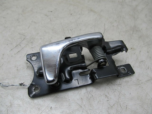 2003-2004 LAND ROVER DISCOVERY OEM LEFT REAR INTERIOR DOOR HANDLE LEVER 