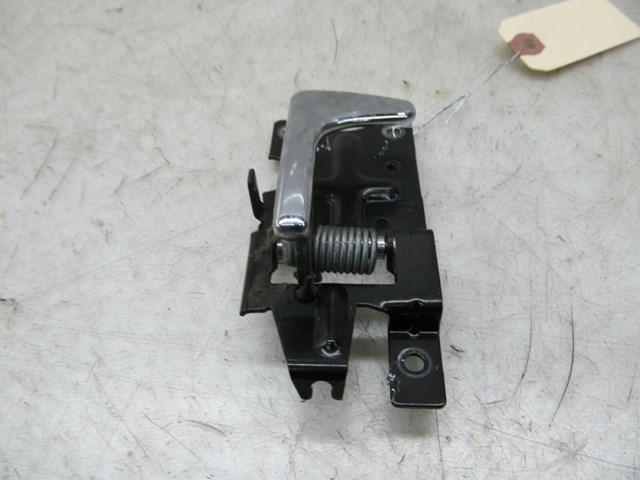 2003-2004 LAND ROVER DISCOVERY OEM RIGHT REAR INTERIOR DOOR HANDLE LEVER 