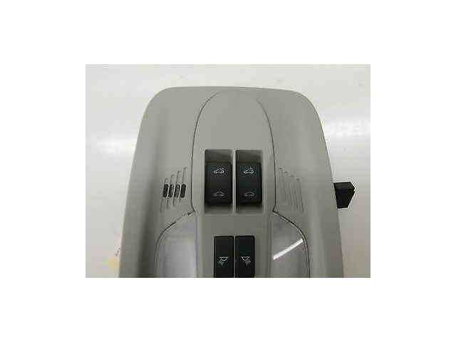 2010-2013 CHEVY EQUINOX LT OEM TOP OVERHEAD DOME LIGHT W/ SUNROOF SWITCHES