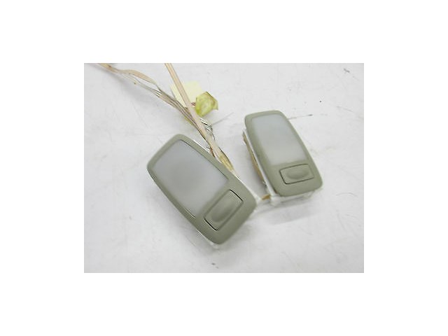 2007-2008 INFINITI G35 SEDAN OEM INTERIOR REAR DOME LIGHTS