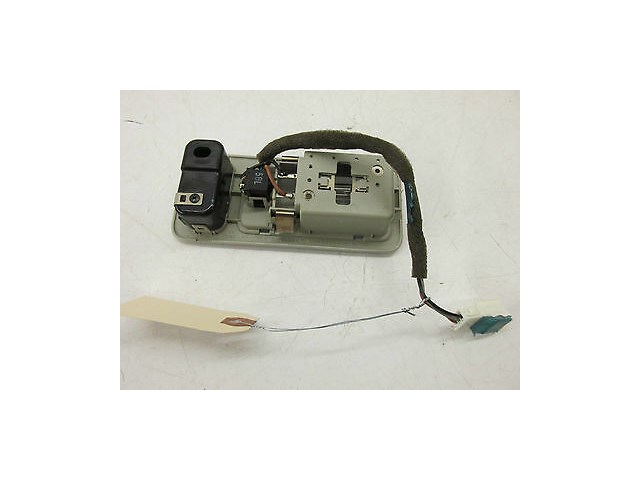 2006-2009 INFINITI M35 OEM LEFT REAR MAP / DOME LIGHT BEIGE