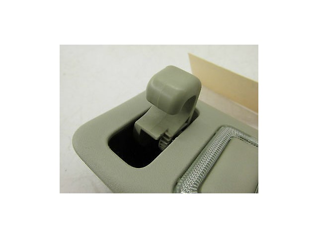 2006-2009 INFINITI M35 OEM LEFT REAR MAP / DOME LIGHT BEIGE