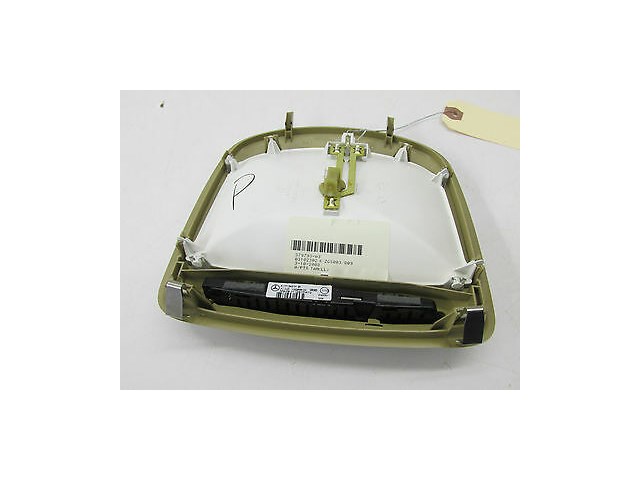 2006-2009 MERCEDES R350 W251 OEM REAR OVERHEAD DOME LIGHT READING LAMP