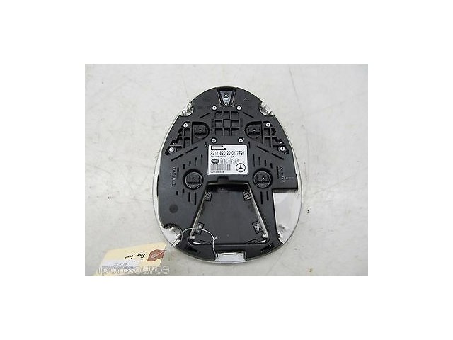 2003-2006 MERCEDES E320 W211 OEM REAR SEAT DOME LIGHT ASSEMBLY 2118202001